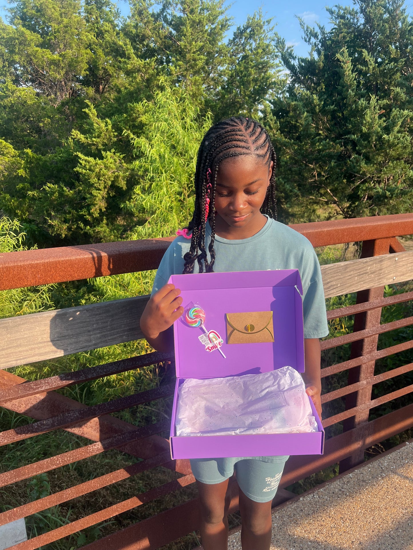 🌸 First Period Starter Box (Pre-teen/Teen)- 25 PC